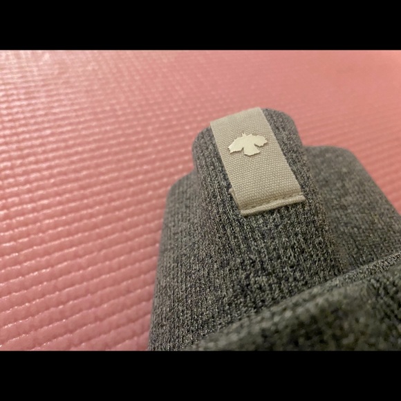 ROOTS Athletics Women’s Sweatshirt - Picture 4 of 5